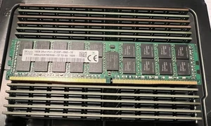 Memoria de estación de trabajo de servidor Hynix 16 GB PC4-2133P 2Rx4 DDR4 752369-081 genuina - Imagen 1 de 1