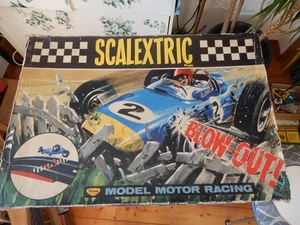 scalextric model motor racing rennbahn mit box - Bild 1 von 12