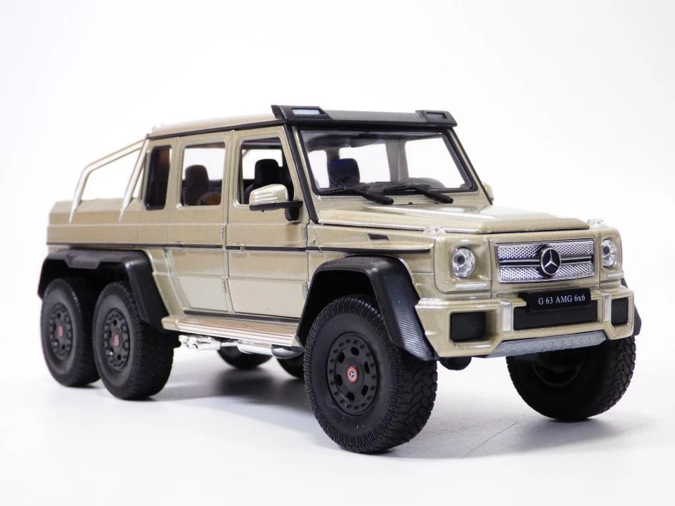 MERCEDES G63AMG 6x6 o/oro 1/24 Foto 1 de 1