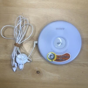 Sony CD Walkman D-EJ002 G-Protection Digital MEGA BASS w/Earphones TESTED WORKS - Picture 1 of 10