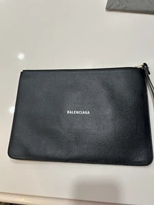 Balenciaga Large Cash Zipped Clutch Bag In Black NEW Comes With Dust Bag - Picture 1 of 6