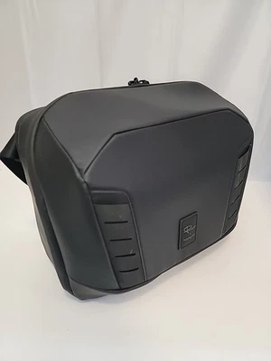 Eslinga para cámara Nomatic Peter McKinnon 13L, incl. Divisores, se venden por $199,99 Foto 1 de 4