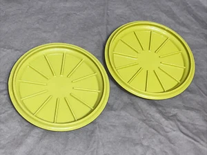 2 Tupperware Coffee Cup-Mug Lids / Coasters ONLY 2 Pcs ~ NICE! - Imagen 1 de 2