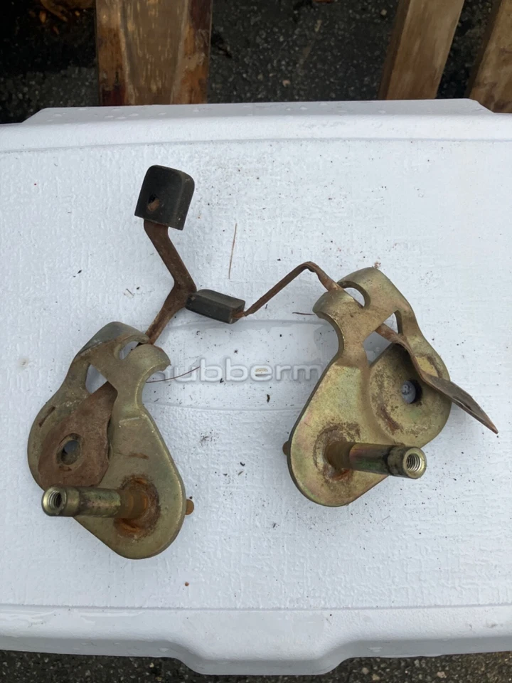 Husillos traseros cortacésped kubota w5019 Foto 1 de 2