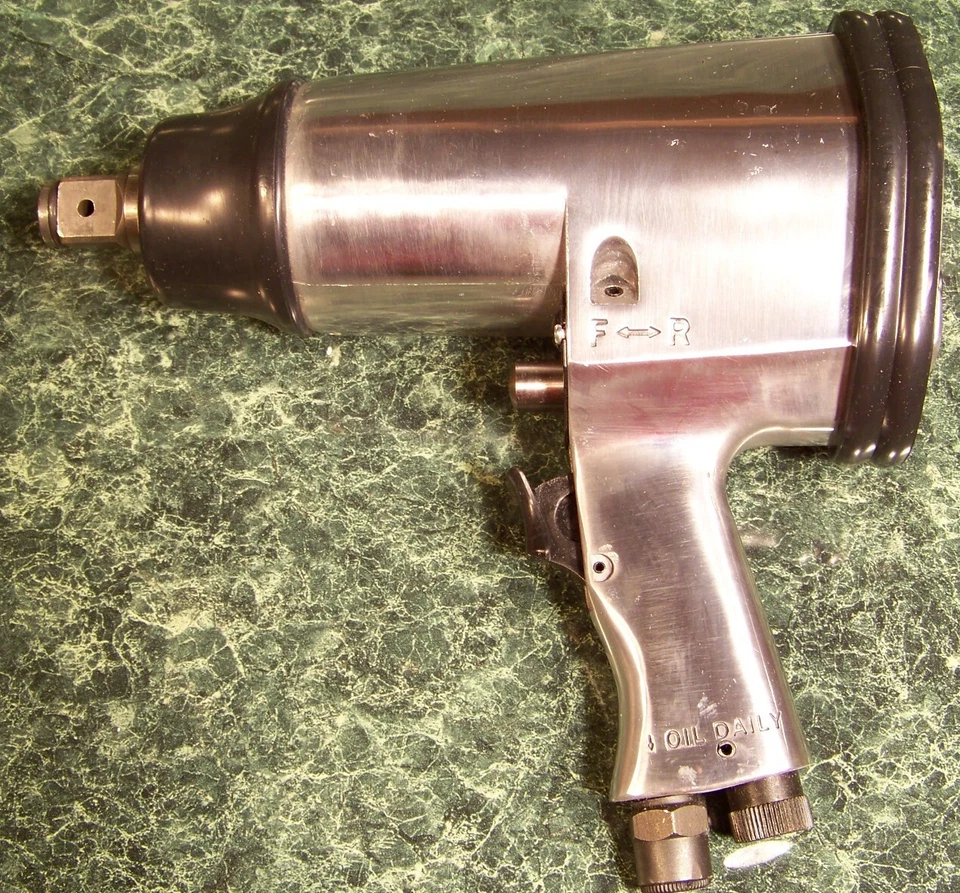 3/4 " Drive AIR IMPACT WRENCH Heavy Duty Built in Torque Regulator - Image 1 of 1