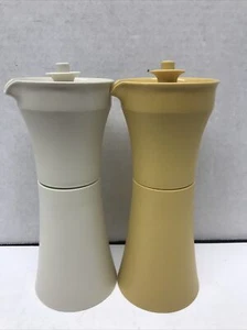 VTG Tupperware Pair (2) 1246 GOLD & ALMOND Carafe Dressing Vinegar & Oil Camping - Picture 1 of 7