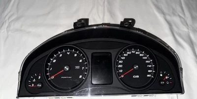 Pontiac G8 Gauge Cluster Foto 1 de 4