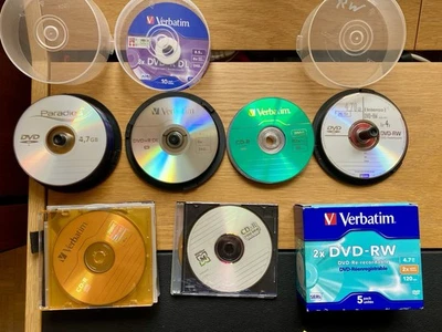 Spindel DVDs Und CDs  8.5GB 4.7GB 700MB RW R.   Circa 45 Stück - Bild 1 von 4