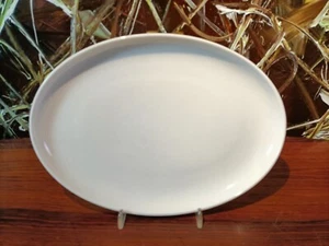 Iittala Essence, Platte Weiß oval 25cm - Picture 1 of 4