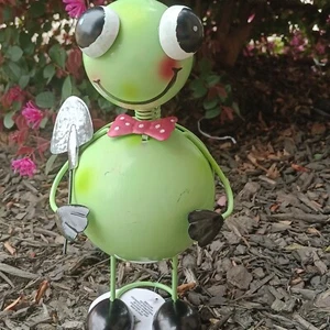 Outdoor Garden Metal Turtle Statue Bobble Head w/ Shovel Backyard Decor - Picture 1 of 8
