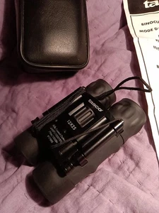 TASCO Binoculars (178RB) 12x25 Fully Coated Optics 240 feet (1000 yards) - Picture 1 of 7