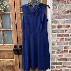Talbots Eyelet Embroidery Dress Sheath Navy Blue Sz 8 Career Preppy Classic - Picture 1 of 13