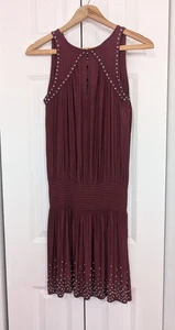 Vestido corto granate con tachuelas Ramy Brook para mujer talla XXS - Imagen 1 de 6