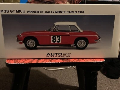 1:18 AUTOART MGB GT MK II ganador del rally de Montecarlo 1964 Foto 1 de 4