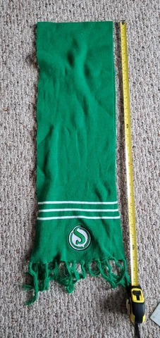 Vintage Saskatchewan Roughriders CFL Football Pilsner Beer Bunny Rabbit Scarf Cover