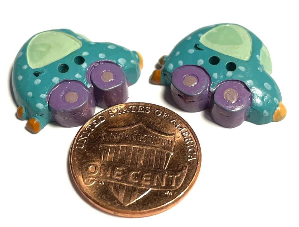 2 Vtg JHB Hand-Painted Resin Blue Purple Car Novelty Kid Buttons 22mm 7/8" 15008 - Image 1 of 3