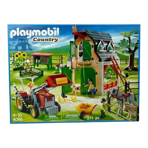 PLAYMOBIL® Country 4066 Großer Bauernhof mit Traktor *NEU & OVP* - Bild 1 von 2