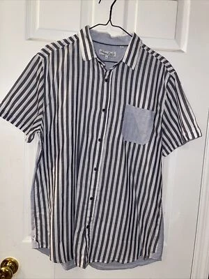 Sovereign Code Men's Size XL Black Blue Striped  Short  Sleeve Button Up Shirt - Image 1 of 3
