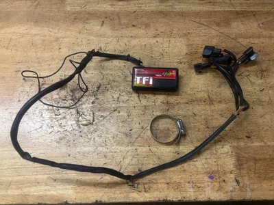 Abrazadera de escape Harley Davidson Dyna Wide Road GLIDE Performance 2010 09 11 12 08 Foto 1 de 3