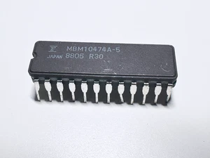 MBM10474A-5 Fujitsu ECL 4KBit Bipolar RAM 1Kx4 Speicher 5ns IC Ceramic CDIP-24 - Bild 1 von 3