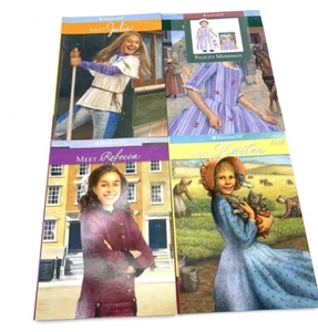 American Girl Book Lot Of 4 Books Rebecca Kirsten Felicity Julie - Imagen 1 de 6
