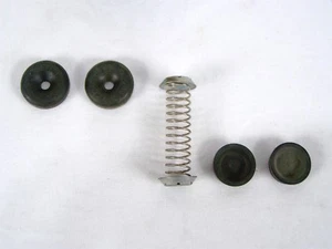 Bendix Drum Brake Wheel Cylinder Repair Service Hydraulic Kit 6880 66880 CU 21 - Picture 1 of 7