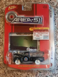 JOHNNY LIGHTNING AREA-51 R1 '50 CHEVY PICKUP WHITE LIGHTNING RUBBER TIRES VHTF⚡ - Picture 1 of 7