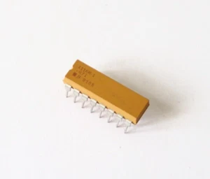 5 x Widerstandsnetzwerk/ 4116R-1-471 - 470 Ohm - 2,25 W - 2% - DIP-16 - NEU - Bild 1 von 1