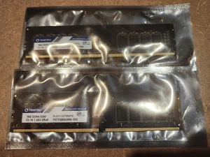 Timetec 32GB Kit (16GBx2) DDR4 3200MHz CL16 75TT32NU2R8-16G - Picture 1 of 2
