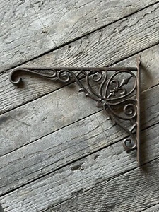 Fleur De Lis Plant Hanger Ornate Cast Iron flower hook Rust Brown Color 12" Deep - Picture 1 of 4