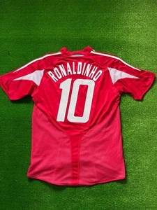 Camiseta de fútbol Ronaldinho #10 Adidas camiseta L roja 2005 - Imagen 1 de 6