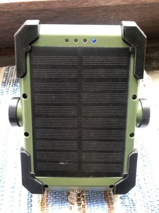 Solar Ladegerät  - Bild 1 von 4