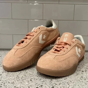 Converse Run Star Trainer Oxford - Flamingo Fade/Egret - A11506C - Women's 8 NEW - Picture 1 of 13