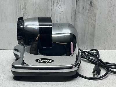 Omega J8008 Nutrition Slow Speed Masticating Juicer Pre Owned Motor Only - Image 1 of 4