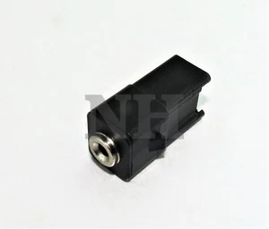 7M5T-19A164-AA Ford Fiesta C-Max Genuine Aux In Audio Socket Connection - Picture 1 of 3