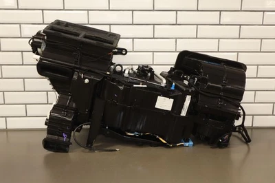 2020 Ram 2500 OEM caixa de aquecedor conjunto aquecedor núcleo evaporador - Imagem 1 de 4