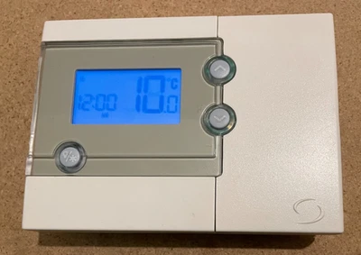 Salus RT505TX  Wireless Programmable Room Thermostat - Image 1 of 4