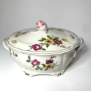 Grindley Royal Petal Melrose Marlborough 2-Quart Covered Serving Dish 8" w/Lid - Picture 1 of 18