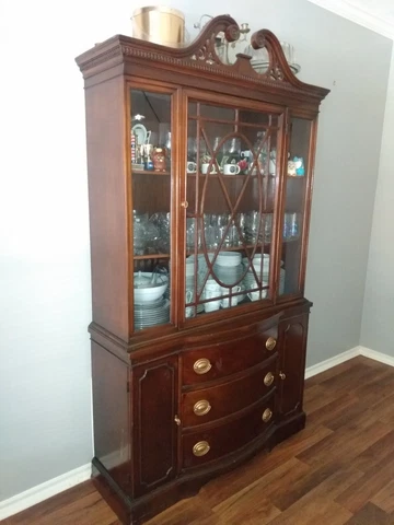 vintage mahogany Duncan Phyfe style china cabinet Cover