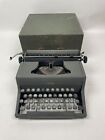 MACHINE À ÉCRIRE portable vintage Royal Companion avec étui d'origine GRIS ANNÉES 1940/50