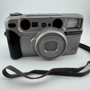 Fujifilm Discovery 320 ZOOM Date 35mm Film Camera TESTED WORKING - Picture 1 of 12