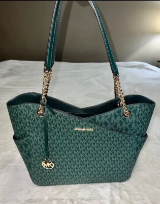 Bolso grande de viaje Michael Kors Jet Set con logotipo MK Foto 1 de 4