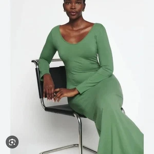 Reformation grünes Dari Strick Maxikleid Gr. XL - Bild 1 von 8