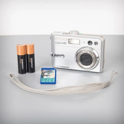 Pentax Optio 60 digital compact camera - 6MP - Retro, Vintage, Y2K - Image 1 of 4