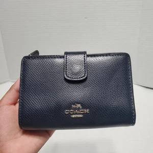 Coach Black Leather Small Bifold Wallet Front Snap and Zipper Pocket - Picture 1 of 8