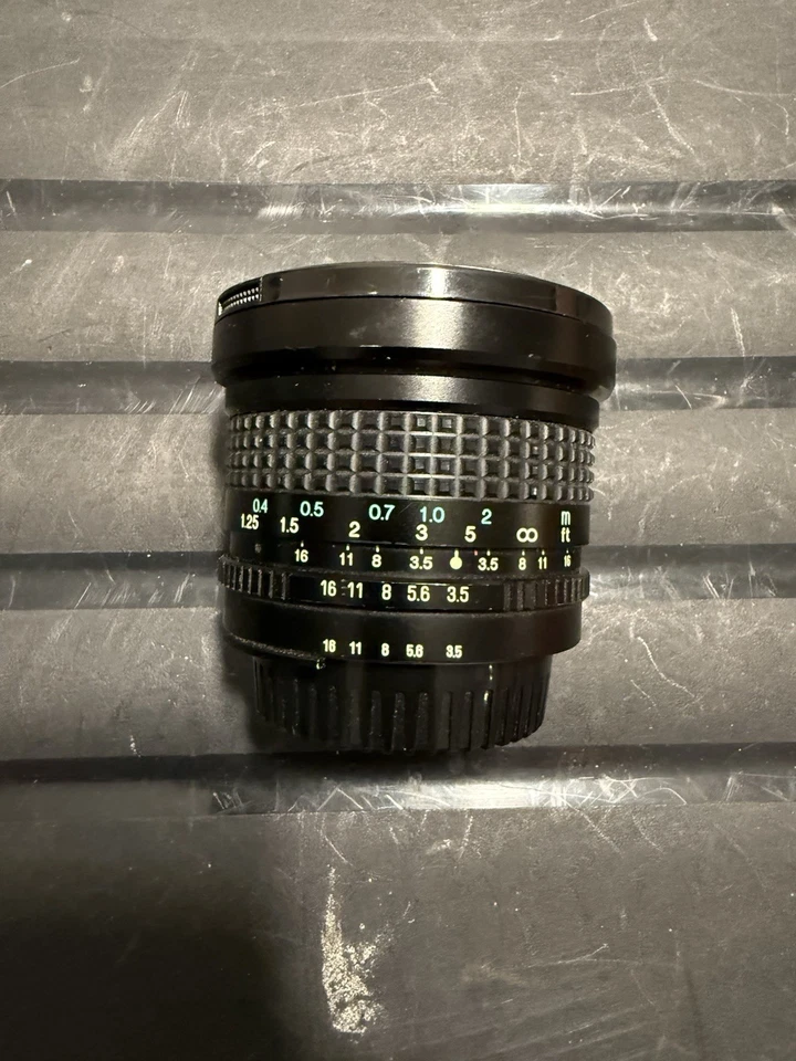 Объектив Tokina 17 мм f/3.5 RMC для крепления Nikon AI - Изображение 1 из 3