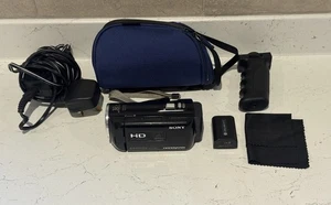 Sony Handycam HDR-PJ220E Handheld High Definition Camcorder Projector - Picture 1 of 11