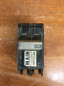 Cutler-Hammer CH3 2P 100A 240V Circuit Breaker - Picture 1 of 4