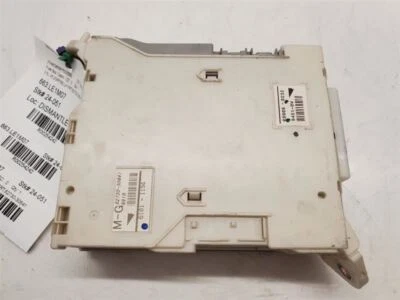 Lexus GS450H, Front Left Fuse Box, Cabin, 07-09, 3.5L,V6, 2GRFSE, 82730-30641 - Image 1 of 4