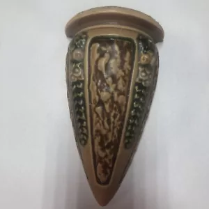 ROSEVILLE POTTERY FLORENTINE WALL POCKET, 1924, BROWN - Picture 1 of 5